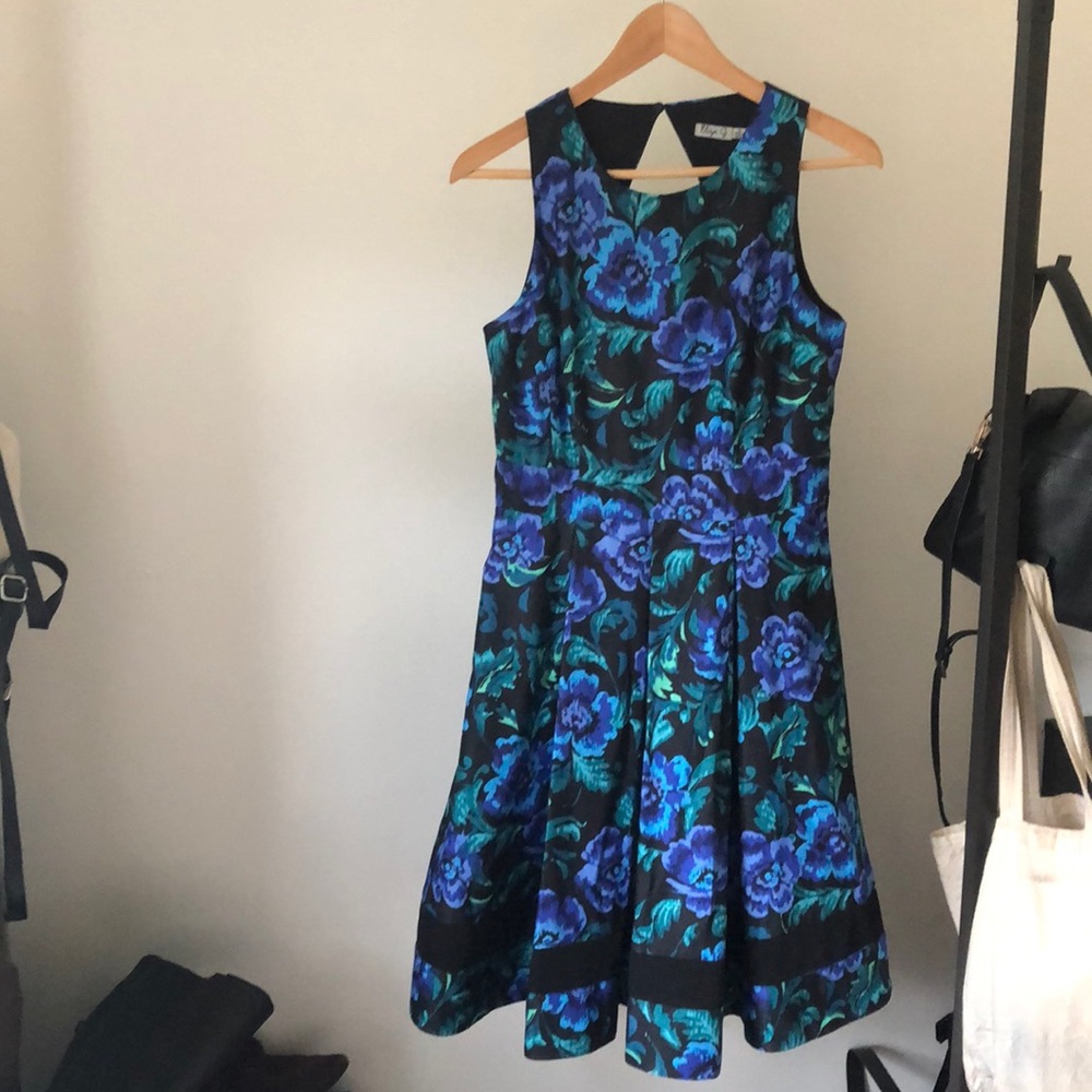 Eliza J size 6 black and blue floral dress